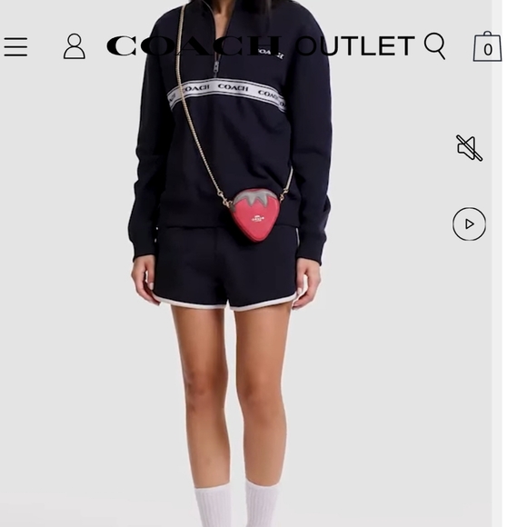 Strawberry Coin Case - Picture 6 of 7